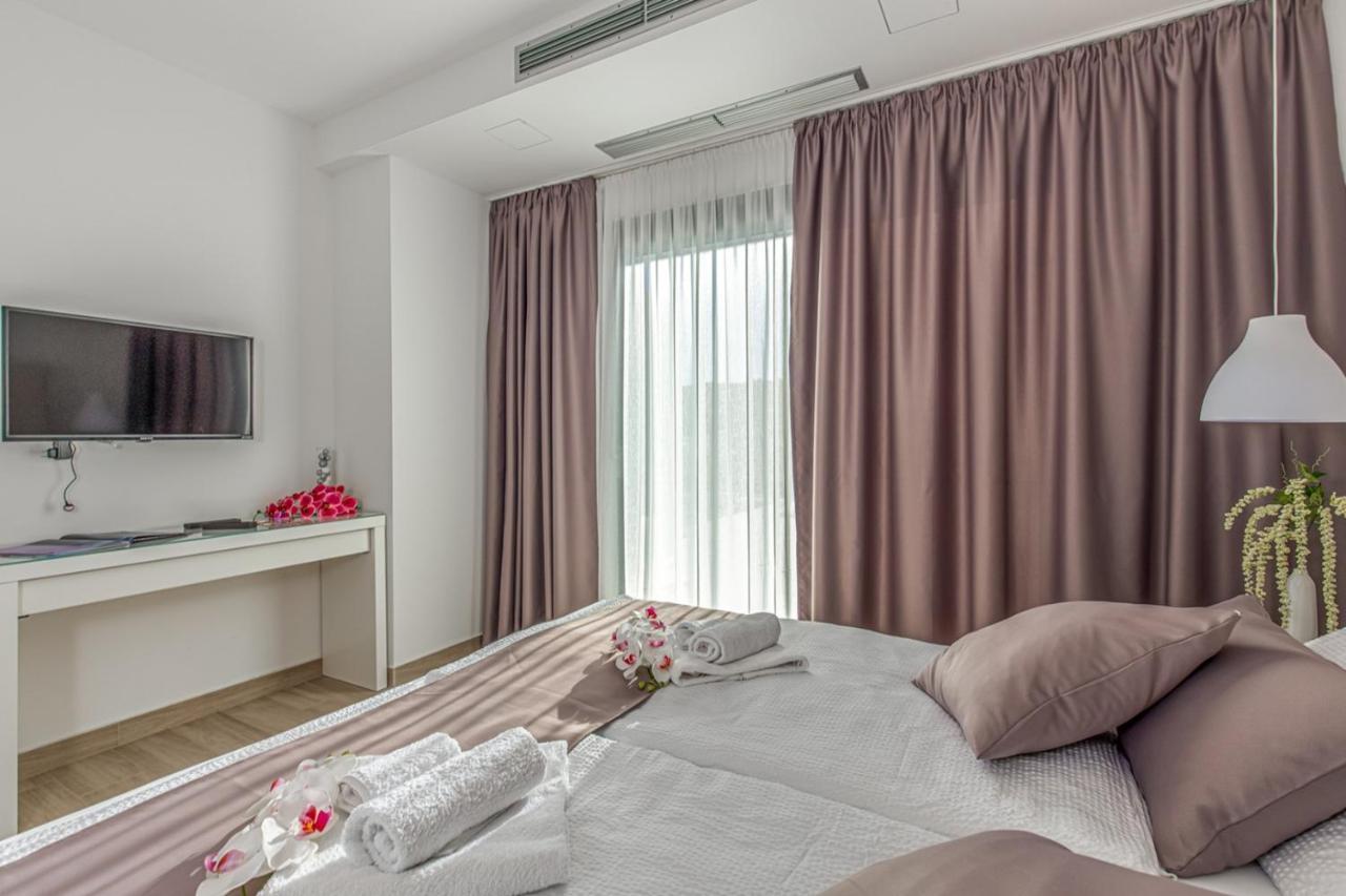 Villa Milly Vrh  ภายนอก รูปภาพ