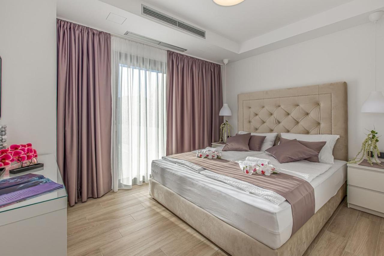 Villa Milly Vrh  ภายนอก รูปภาพ